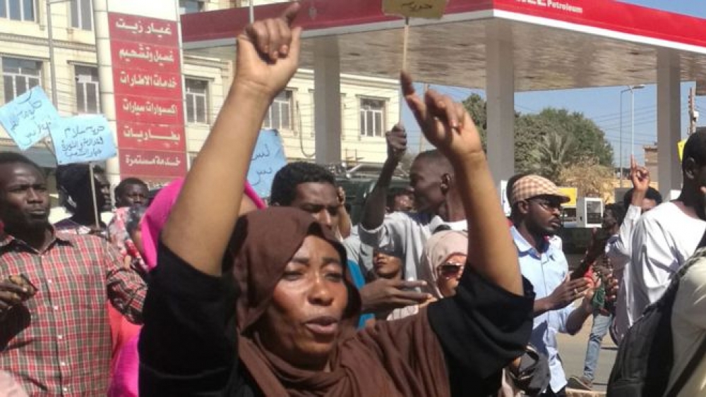 Afrika'dan Mektup: 'Biz temizlikçi değiliz' - Sudan protestoları arasında cinsiyetçilik