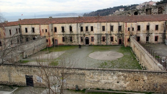 Tarihi Sinop Cezaevi Müzesi Ziyaretçi Akınına Uğruyor 