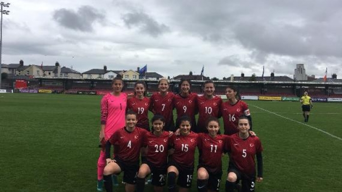 U19 Kadın Milliler, Elit Tur son maçında İrlanda Cumhuriyeti'ni 2-0 yendi